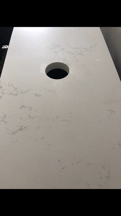 Quartz, for vanities 120 cm to 140 cm wide