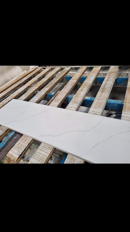 Quartz, for vanities 120 cm to 140 cm wide