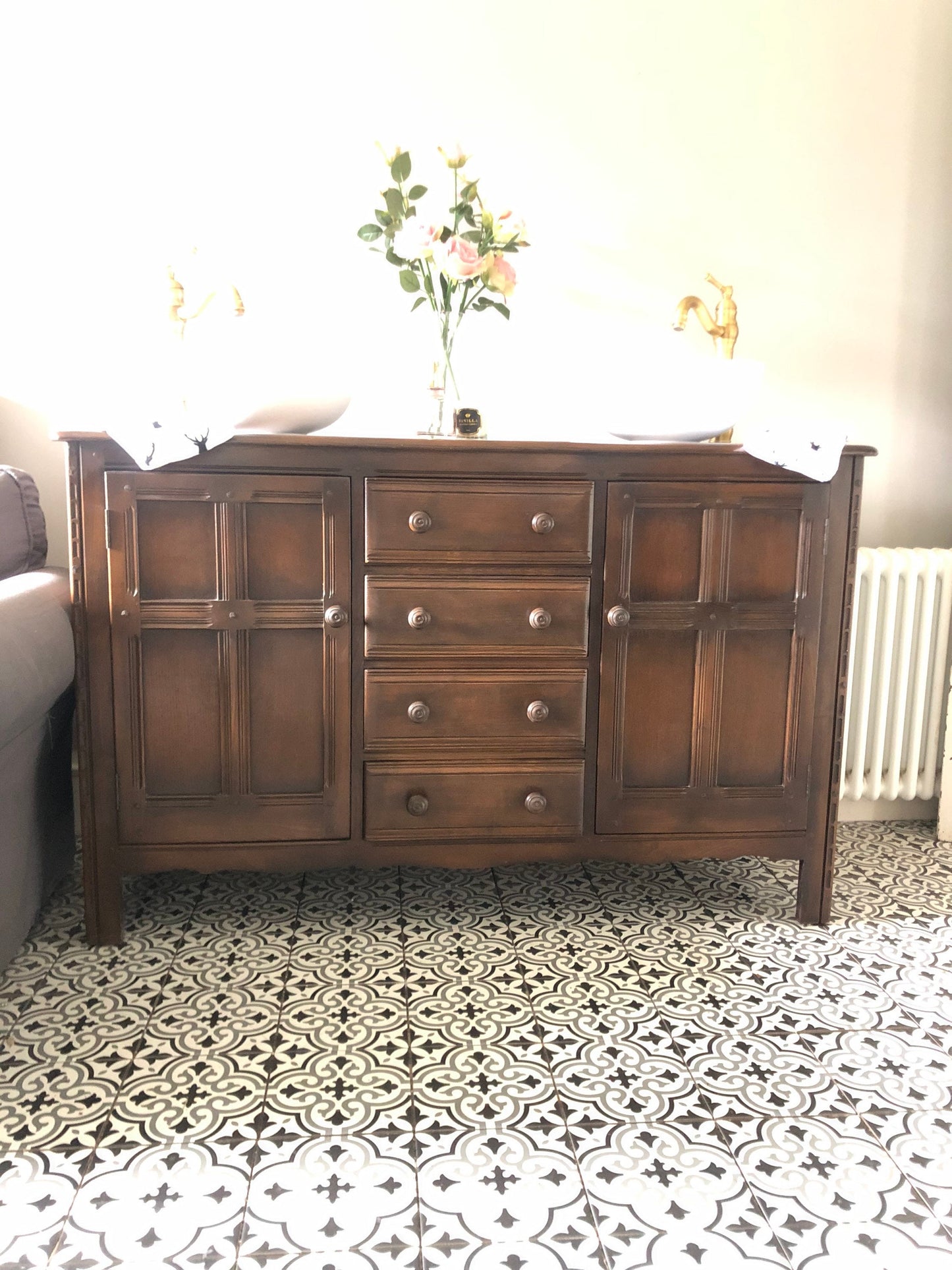 Gorgeous Ercol double vanity